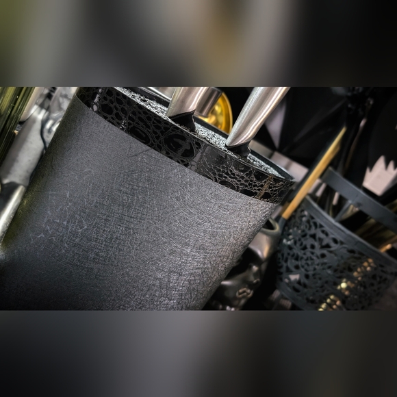 Knife Block with Vinyl Wrap (knives not Included) - Picture 2 of 5